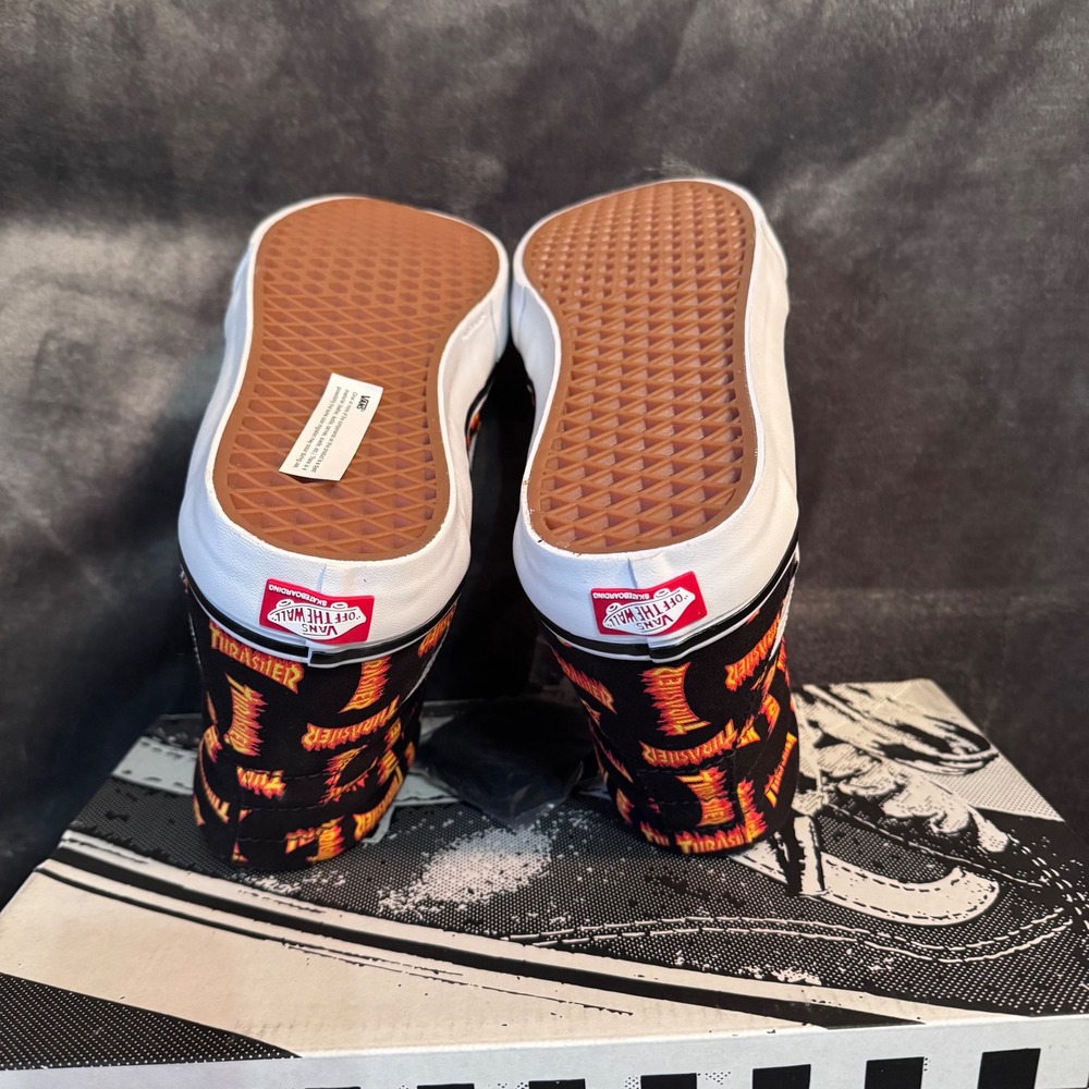 NEW Vans x Thrasher Skate Sk8-Hi Men Size 12 Black Flame Logo High Top Sneakers - Picture 11 of 11